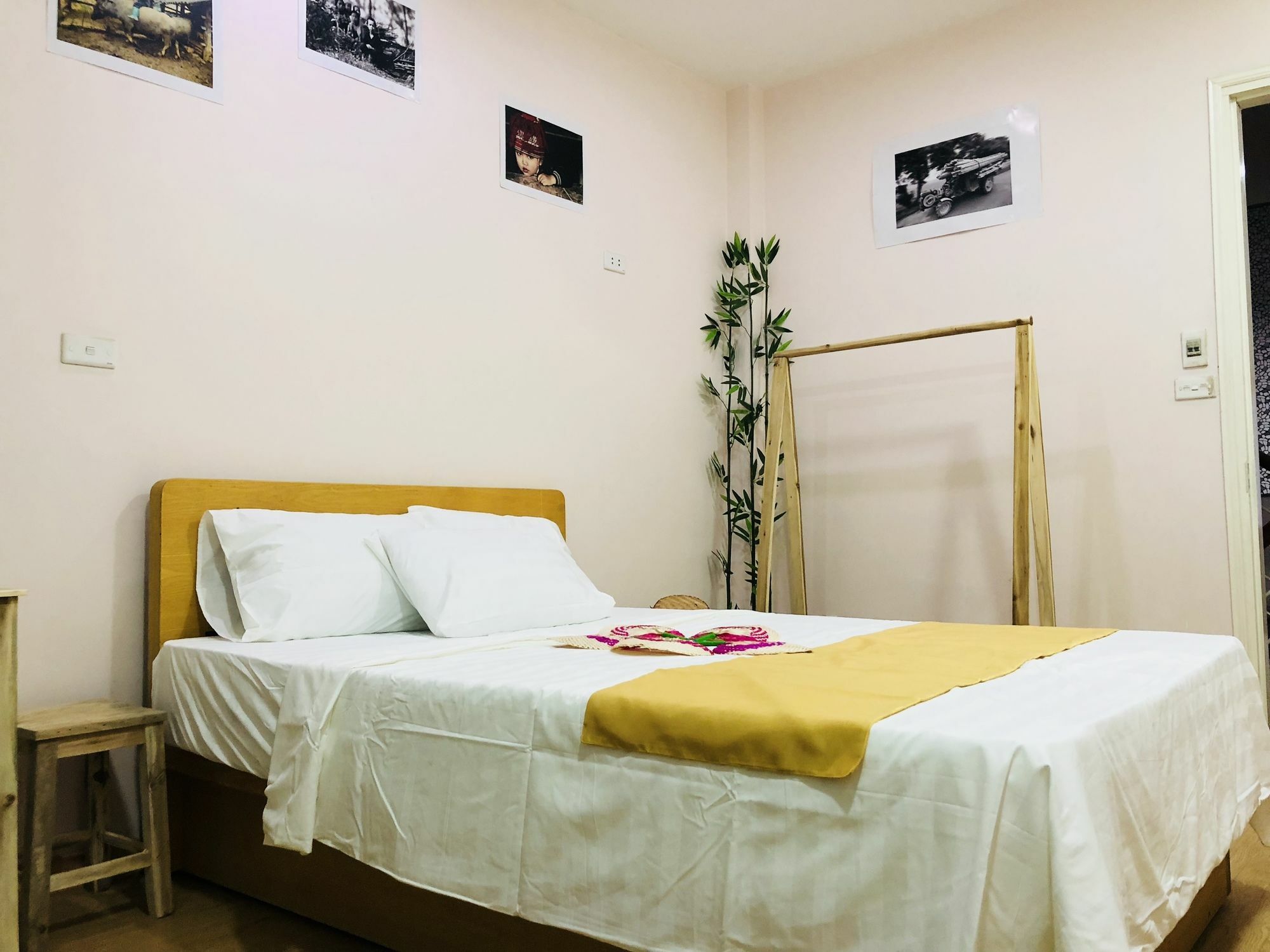 Hola Homestay Hanoi Exterior photo